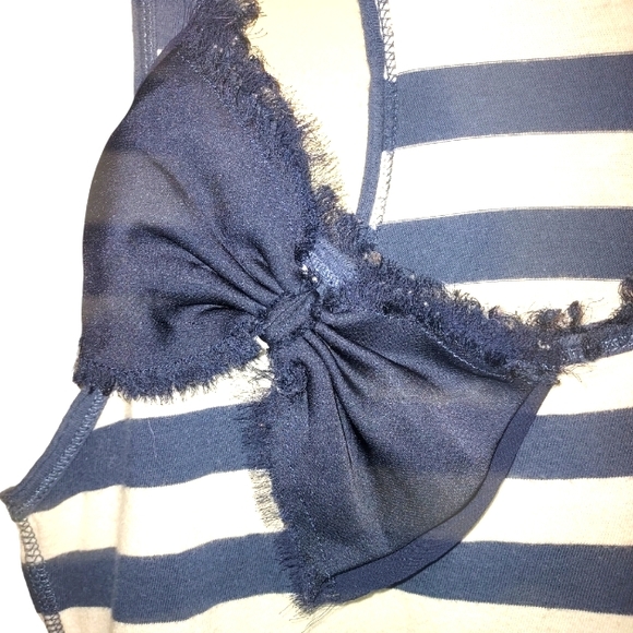 HOLLISTER Blue and White with Flower Tank Top Size XS - Picture 3 of 4